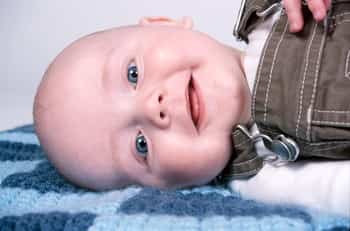 Tu bebé es sociable (I) bebe-sonriendo.jpg