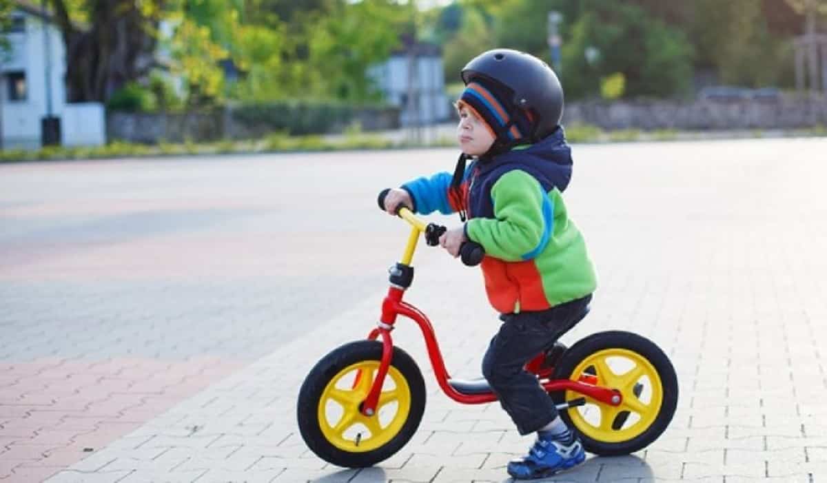 Bicicletas sin pedales: ¿qué beneficios que tiene para los niños?