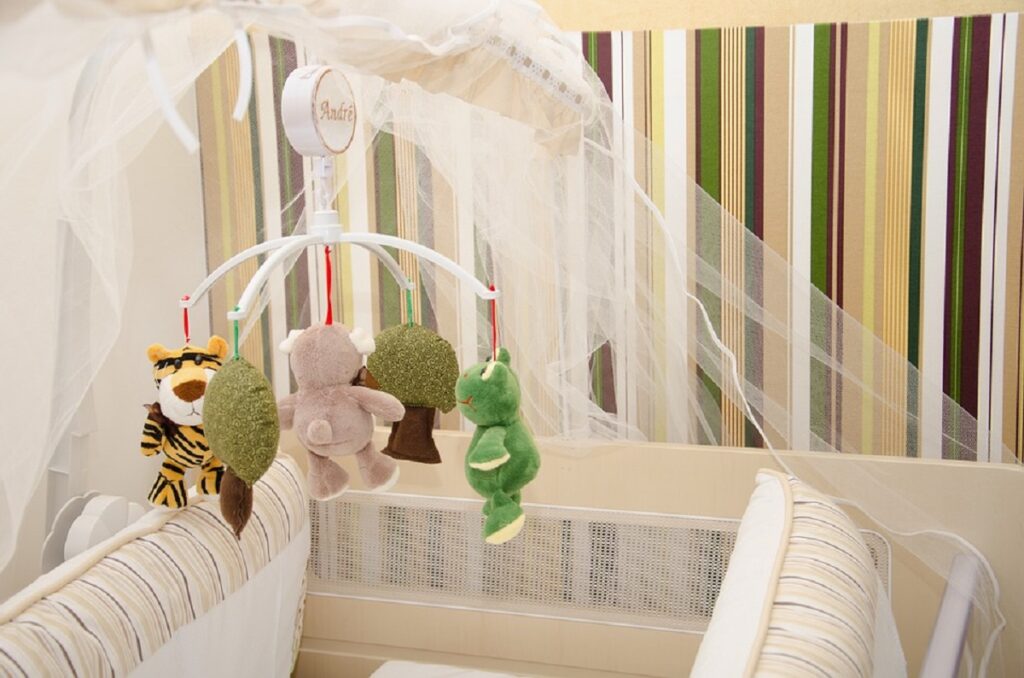 Lista de 8 objetos necesarios para la habitación de un bebé