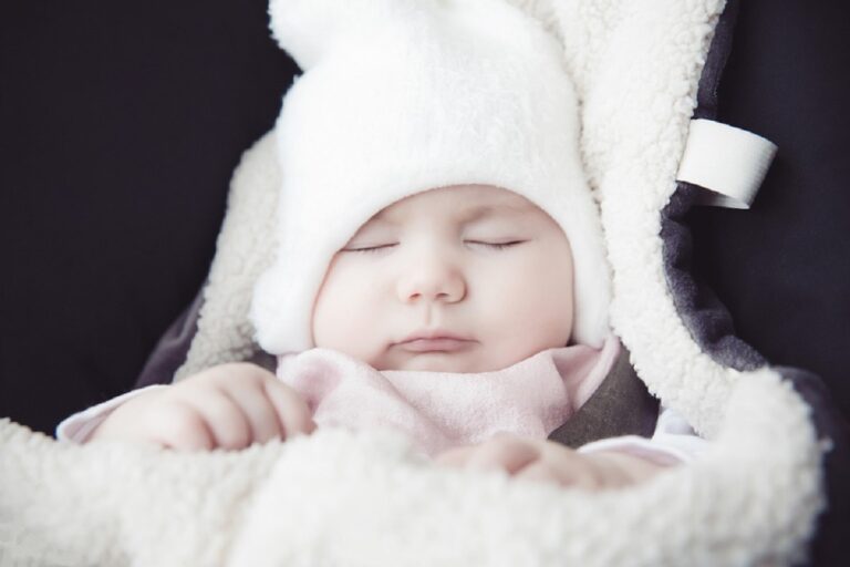 ¿Cómo mantener a tu bebé abrigado en las noches de invierno? 8 consejos ideales
